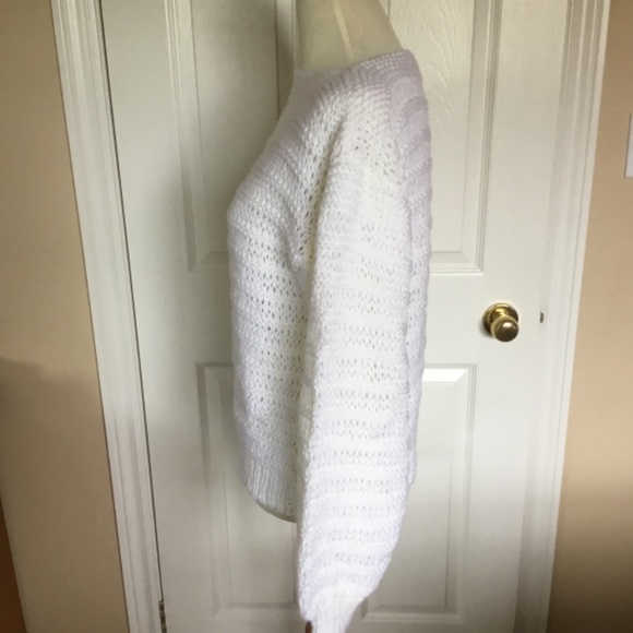 New Hand Knit Winter White Sweater - Picture 3 of 4